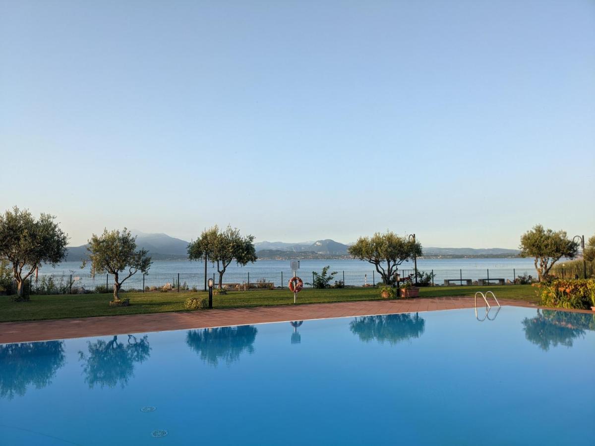 Vista - Lake & Pool Sirmione Exterior foto